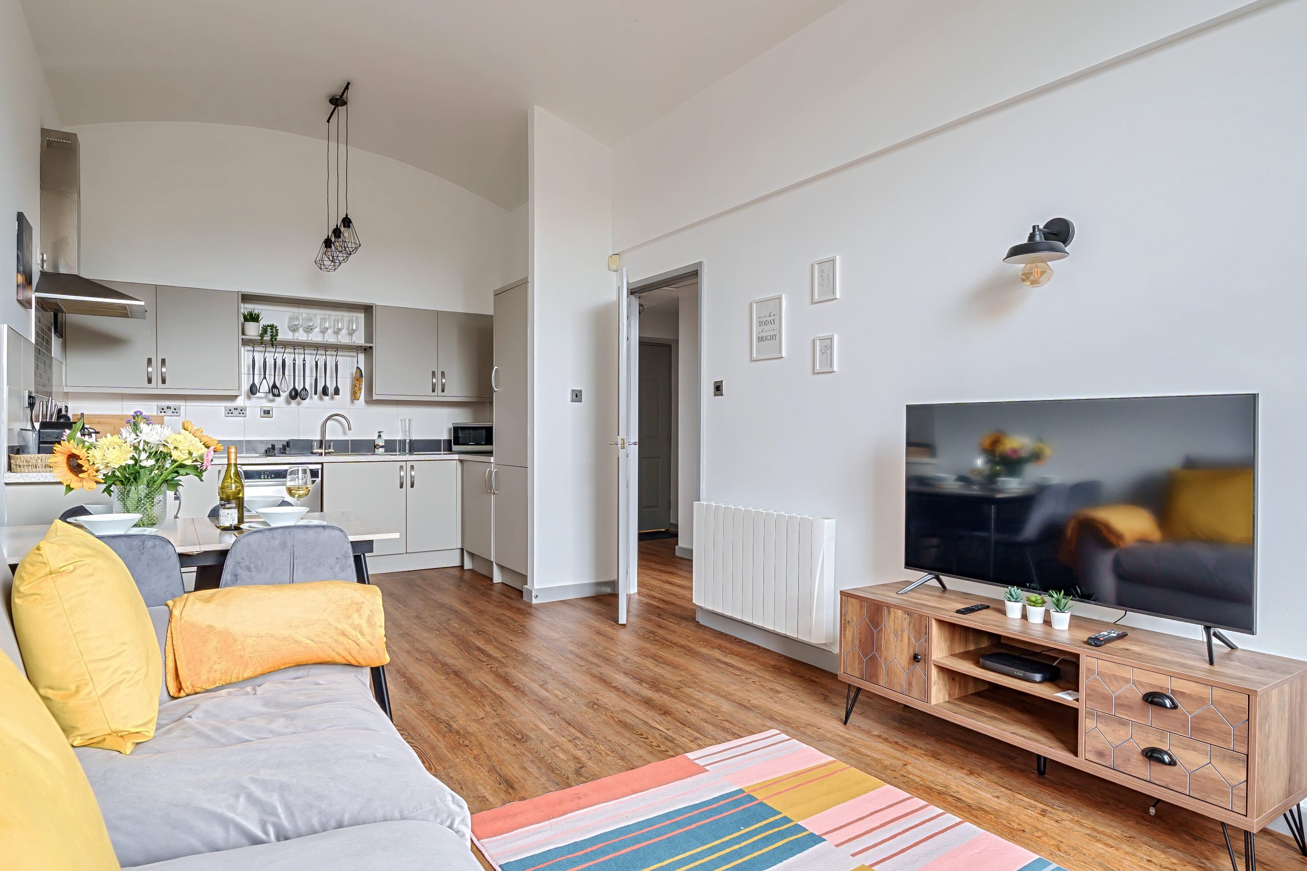 County House Escape living space