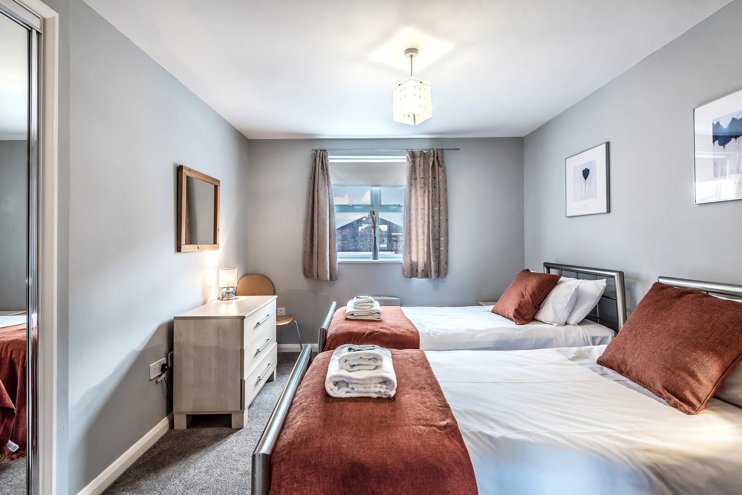 Merchants Gate York bedroom